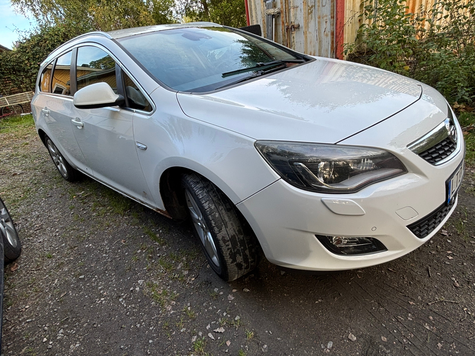 Opel Astra 2011, kuva 2/6
