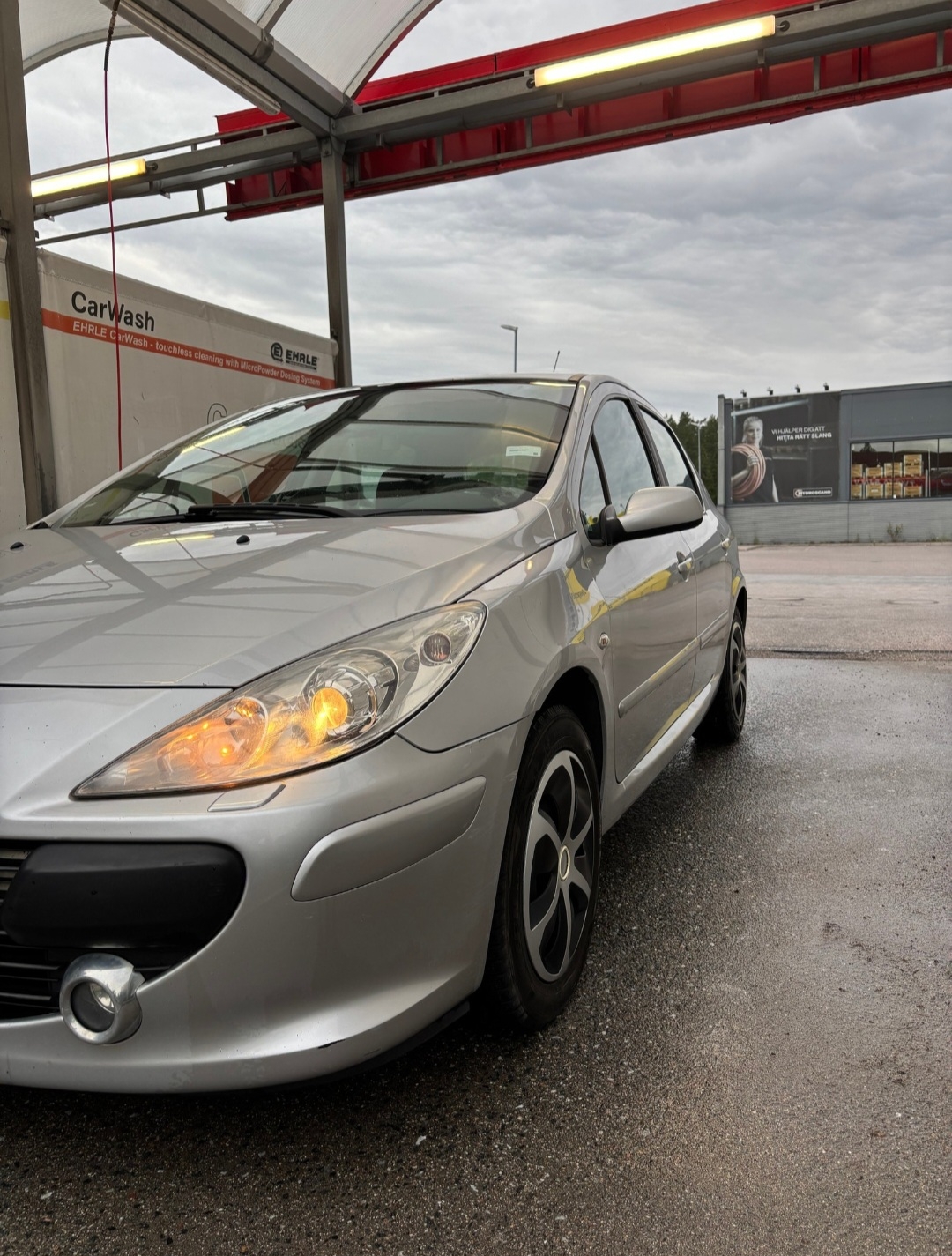 Peugeot 307 5-dörrar 1.6 Manuell 2006, bild 2/10