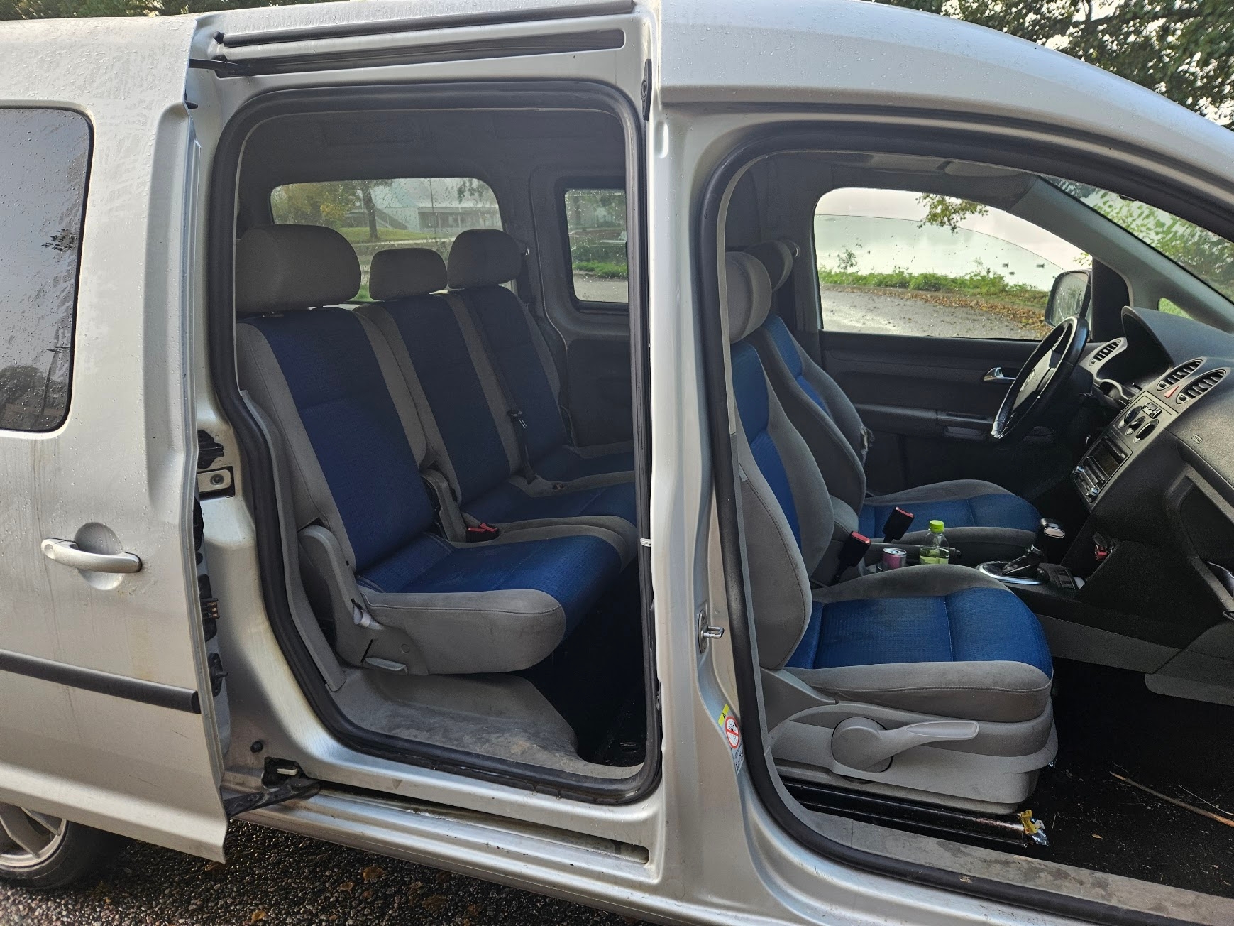 Volkswagen Caddy Maxi 2010, bild 4/7