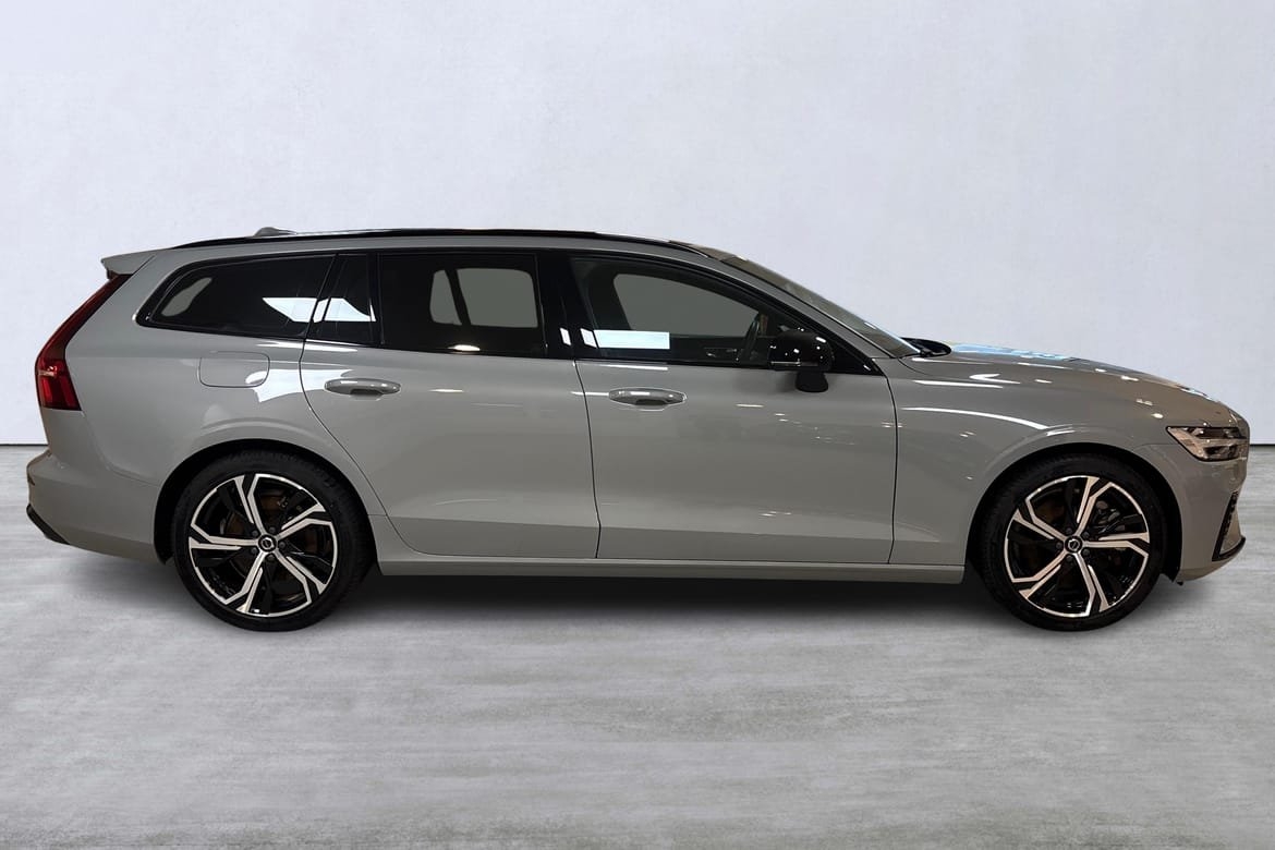 Volvo V60 T6 Plus Dark 2025, bild 3/10