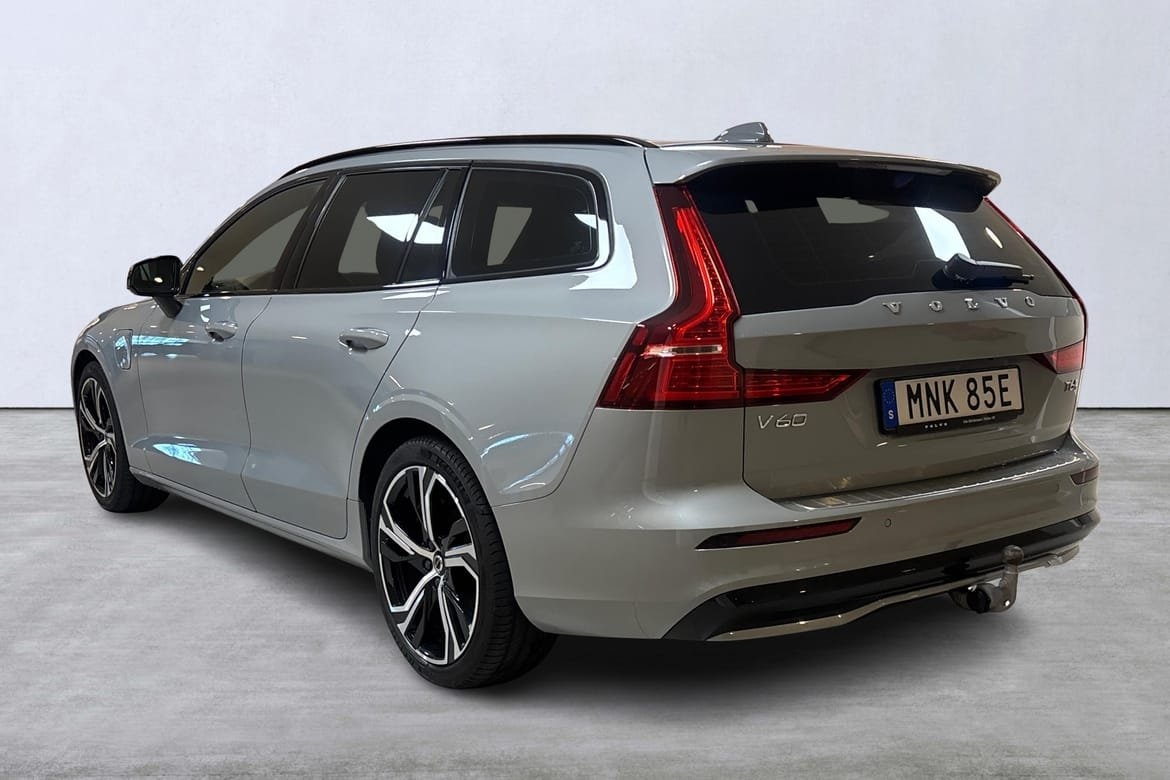 Volvo V60 T6 Plus Dark 2025, bild 4/10