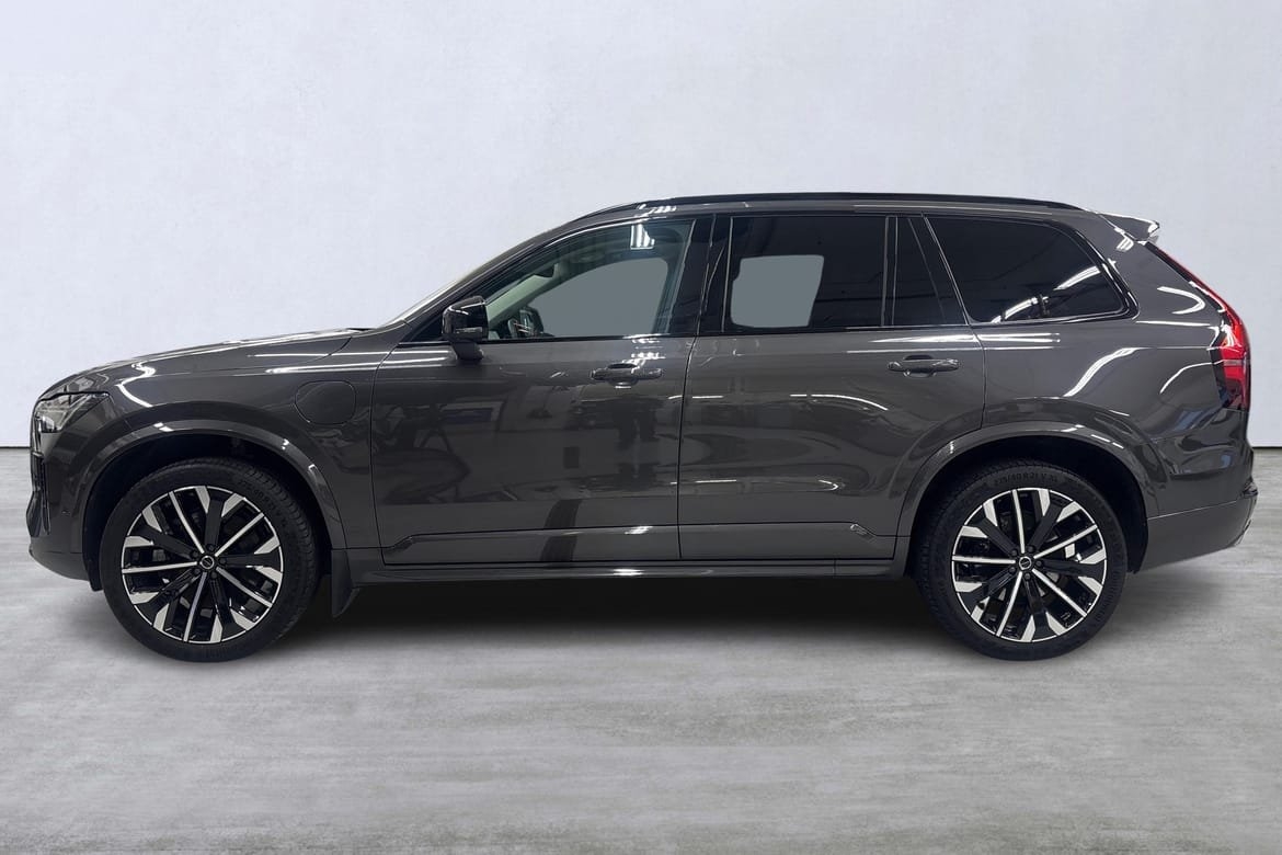 Volvo XC90 T8 Ultra Dark 2026, bild 2/10