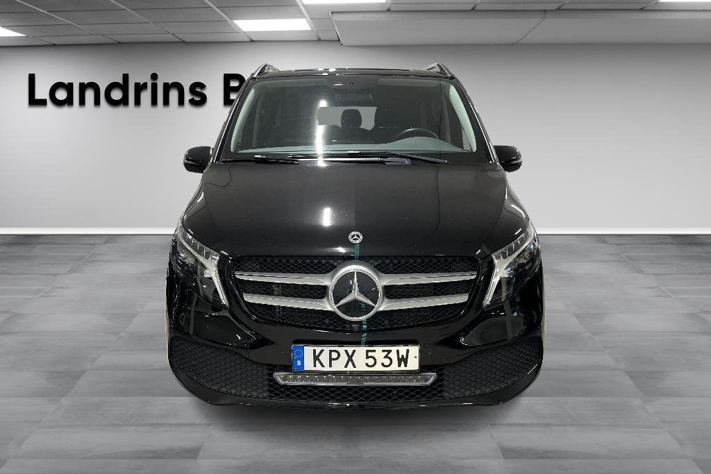 Mercedes-Benz V 2024, bild 2/10