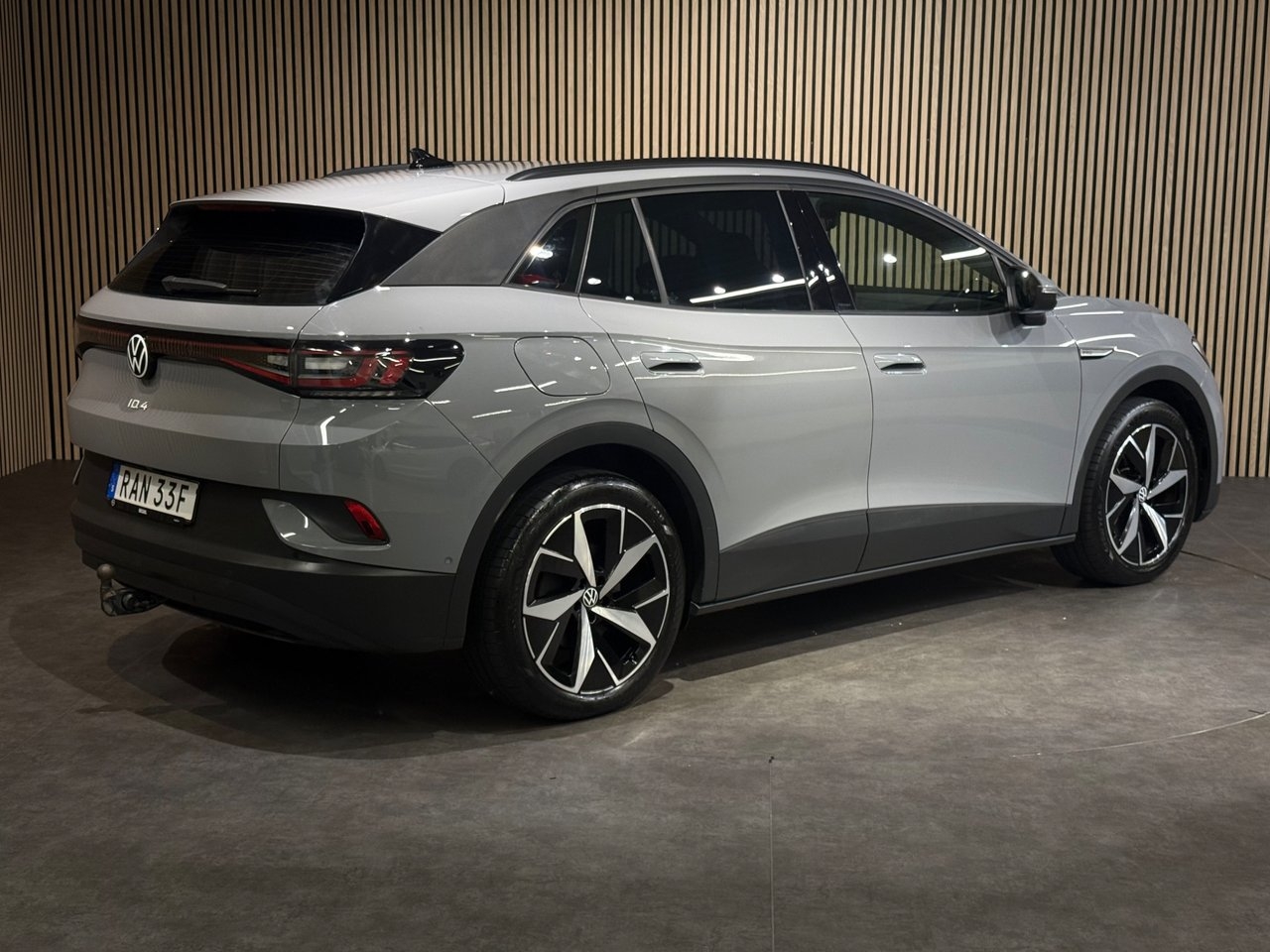 Volkswagen ID.4 Pro Performance 4Motion 2023, bild 4/10