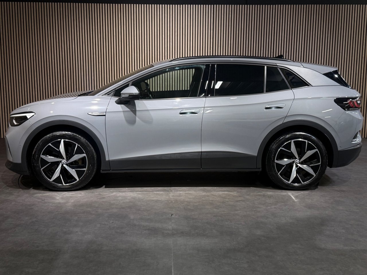 Volkswagen ID.4 Pro Performance 4Motion 2023, bild 7/10