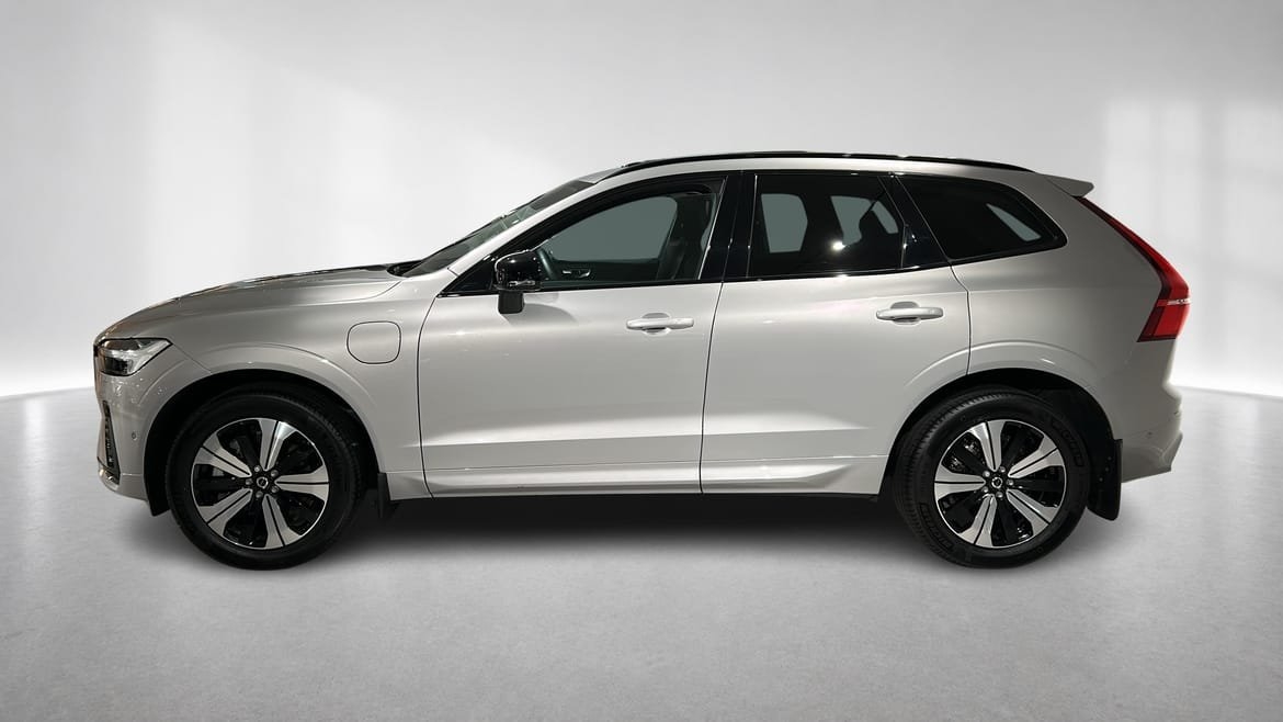 Volvo XC60 T6 Plus Dark Nordic Edition 2025, bild 3/17