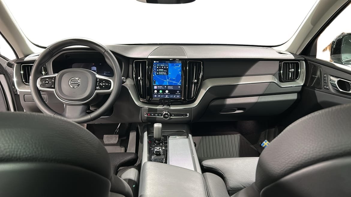 Volvo XC60 T6 Plus Dark Nordic Edition 2025, bild 6/17