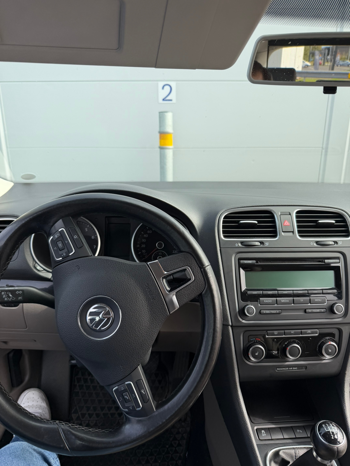 Volkswagen Golf 2011, bild 2/6
