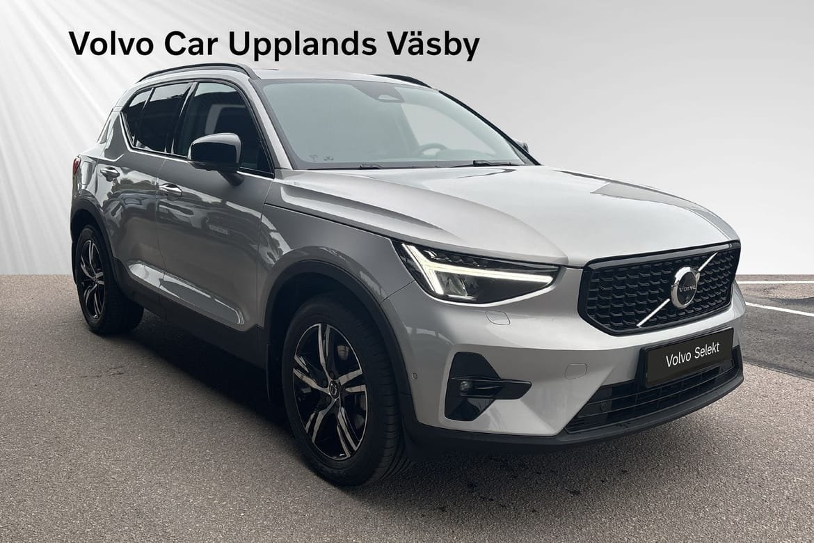Volvo XC40 B3 FWD Bensin Plus Dark 2025, bild 6/14