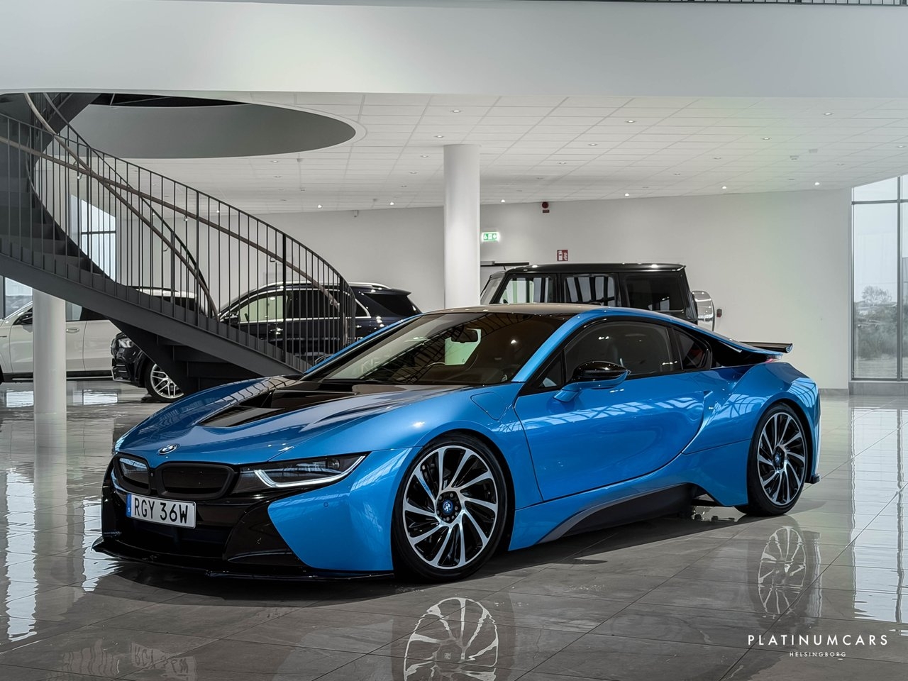 BMW i8