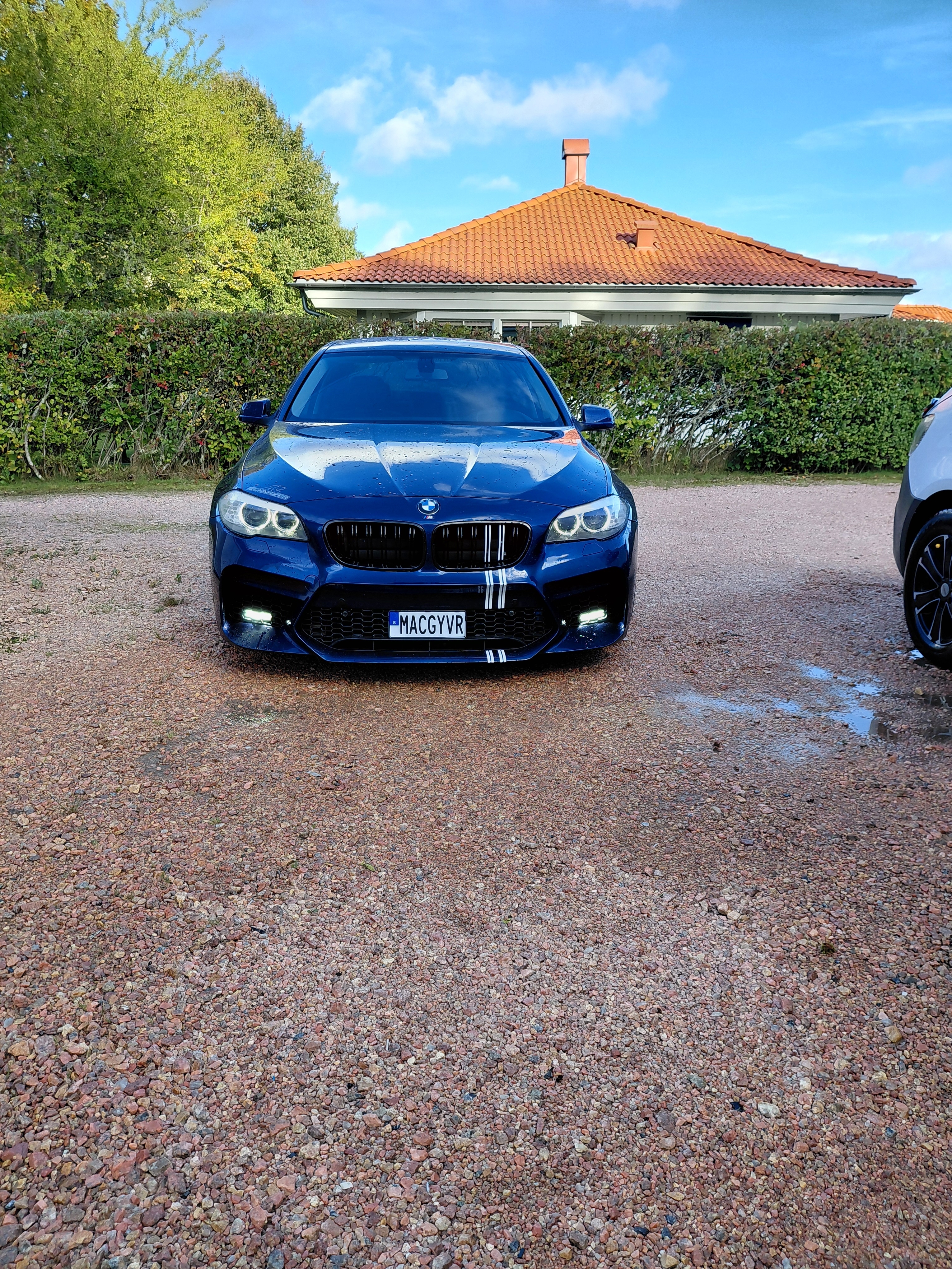 BMW 520 d Sedan Steptronic 2012, bild 2/7