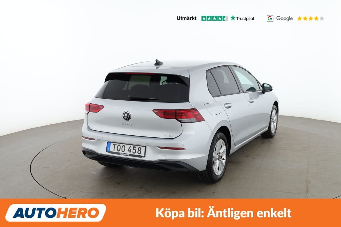 Volkswagen Golf 1.0 eTSI 2022, bild 6/10