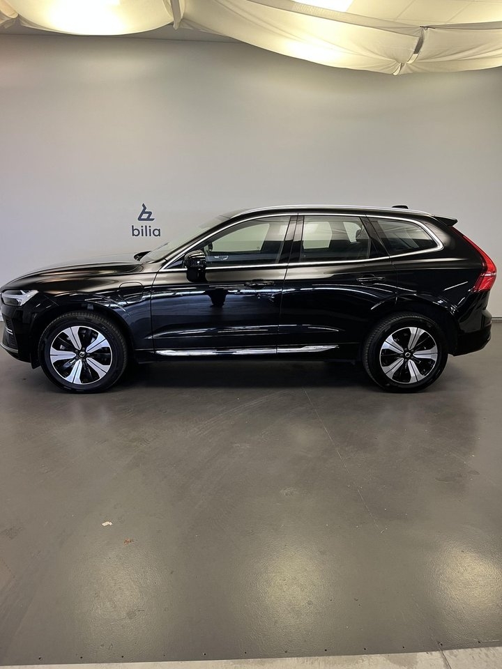 Volvo XC60 Recharge T6 Plus Bright 2023, bild 2/10
