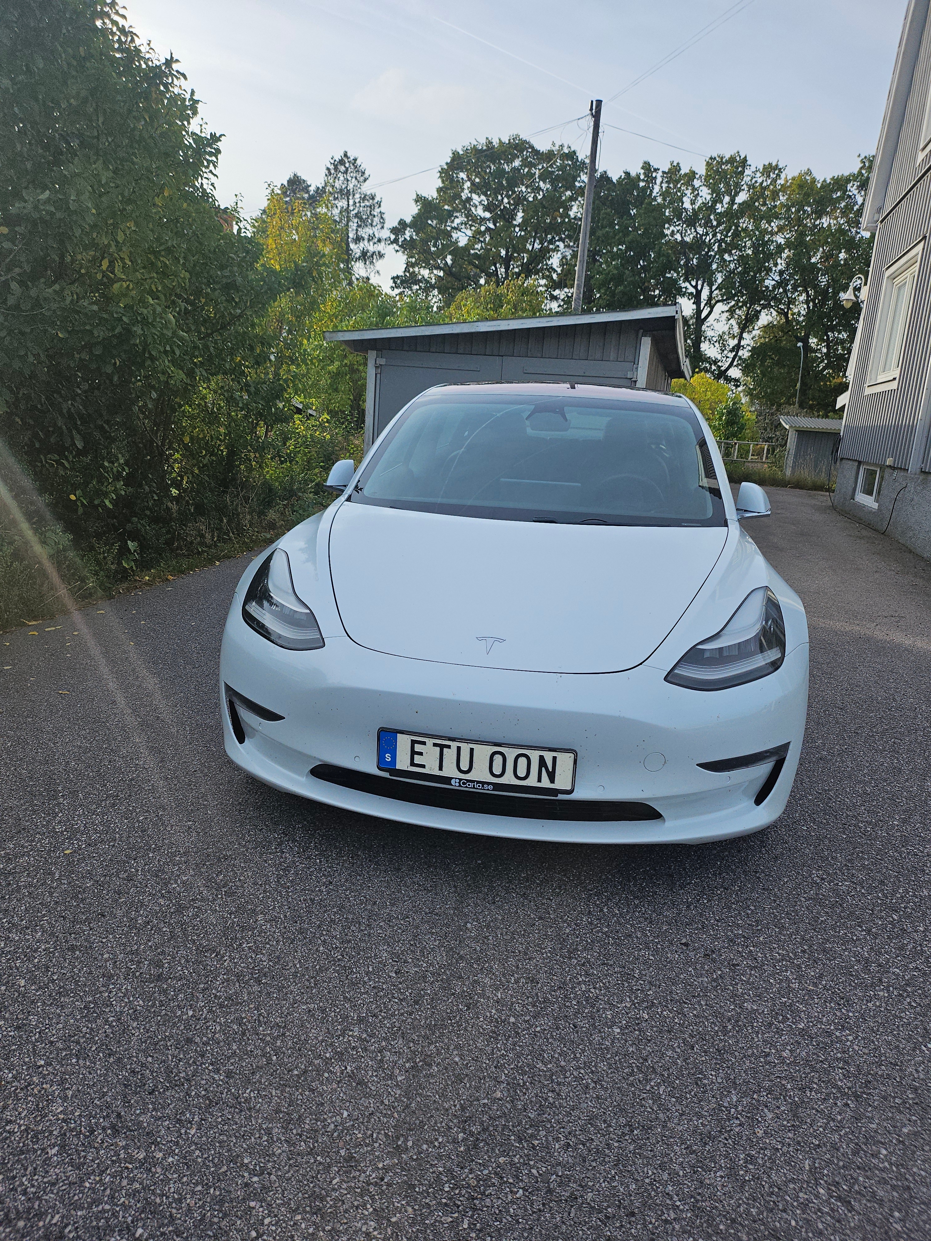 Tesla Model 3 Long Range AWD 2019, bild 2/8