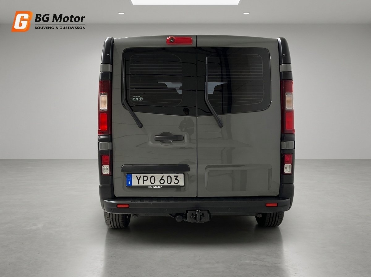 Renault Trafic 2018, photo 5/10