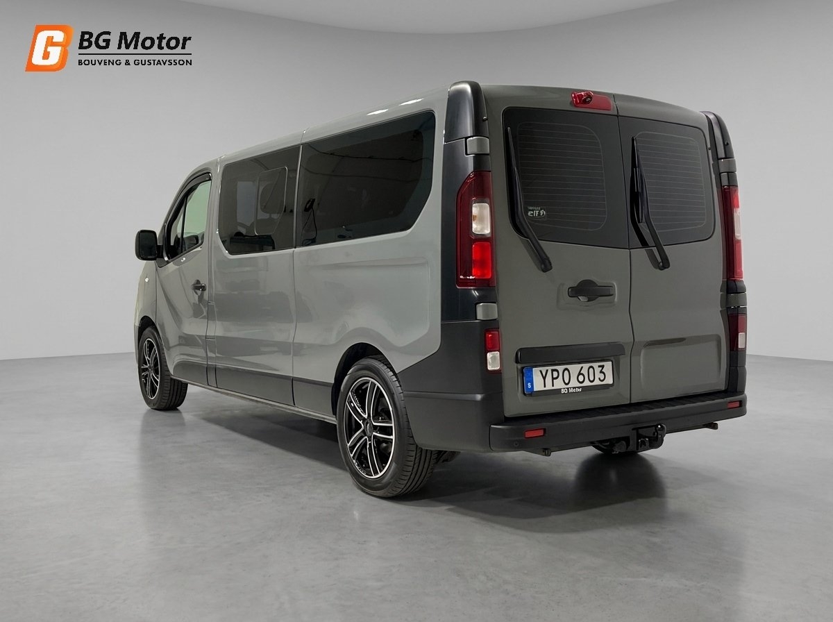 Renault Trafic 2018, photo 4/10