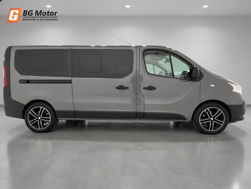 Renault Trafic 2018, photo 7/10