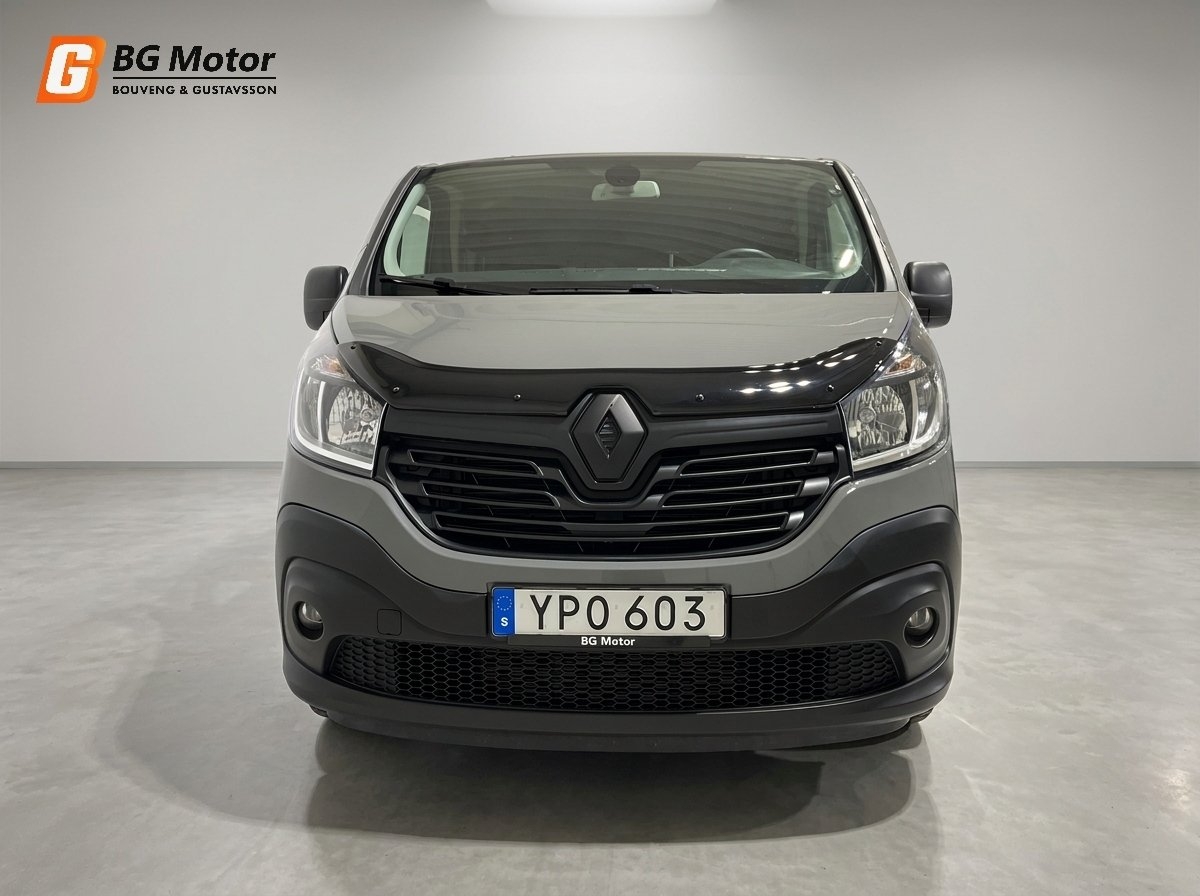 Renault Trafic 2018, photo 2/10