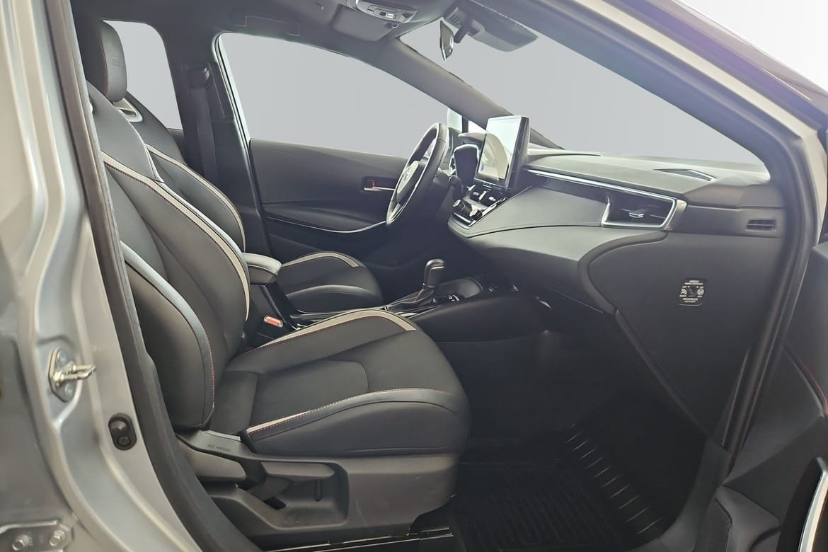 Toyota Corolla 2024, kuva 6/10
