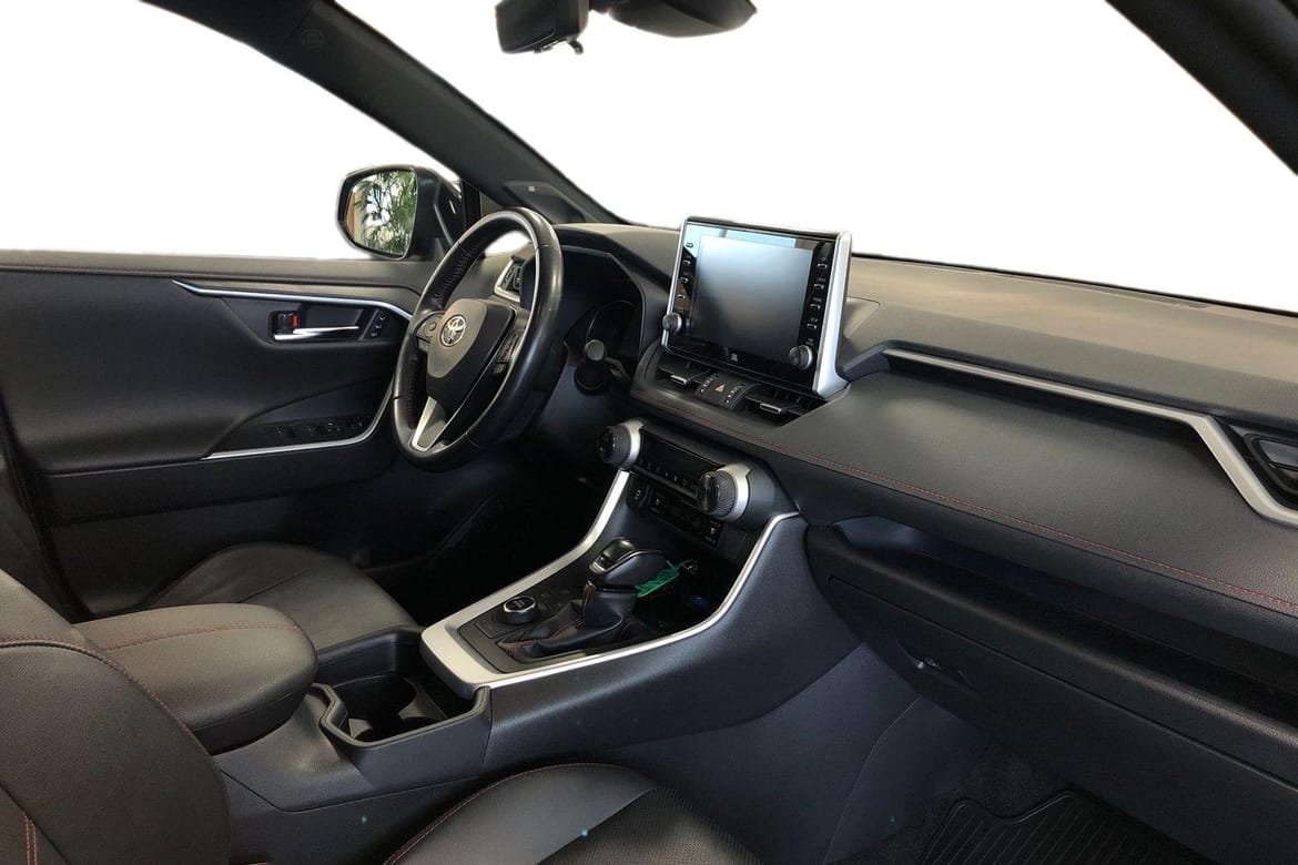 Toyota RAV4 2021, bild 7/10