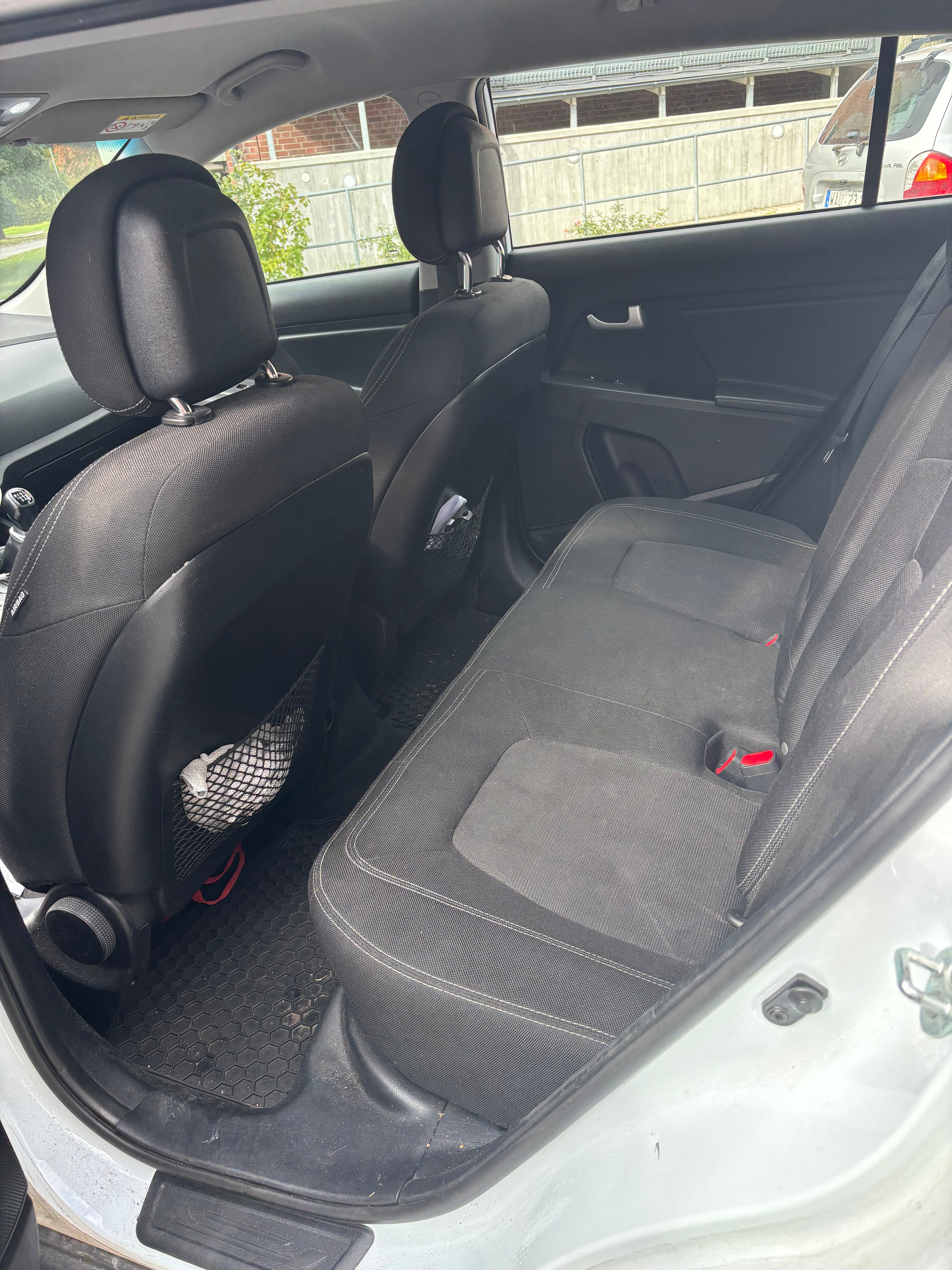 Kia Sportage 1.6 GDI Manuell 2015, bild 6/8