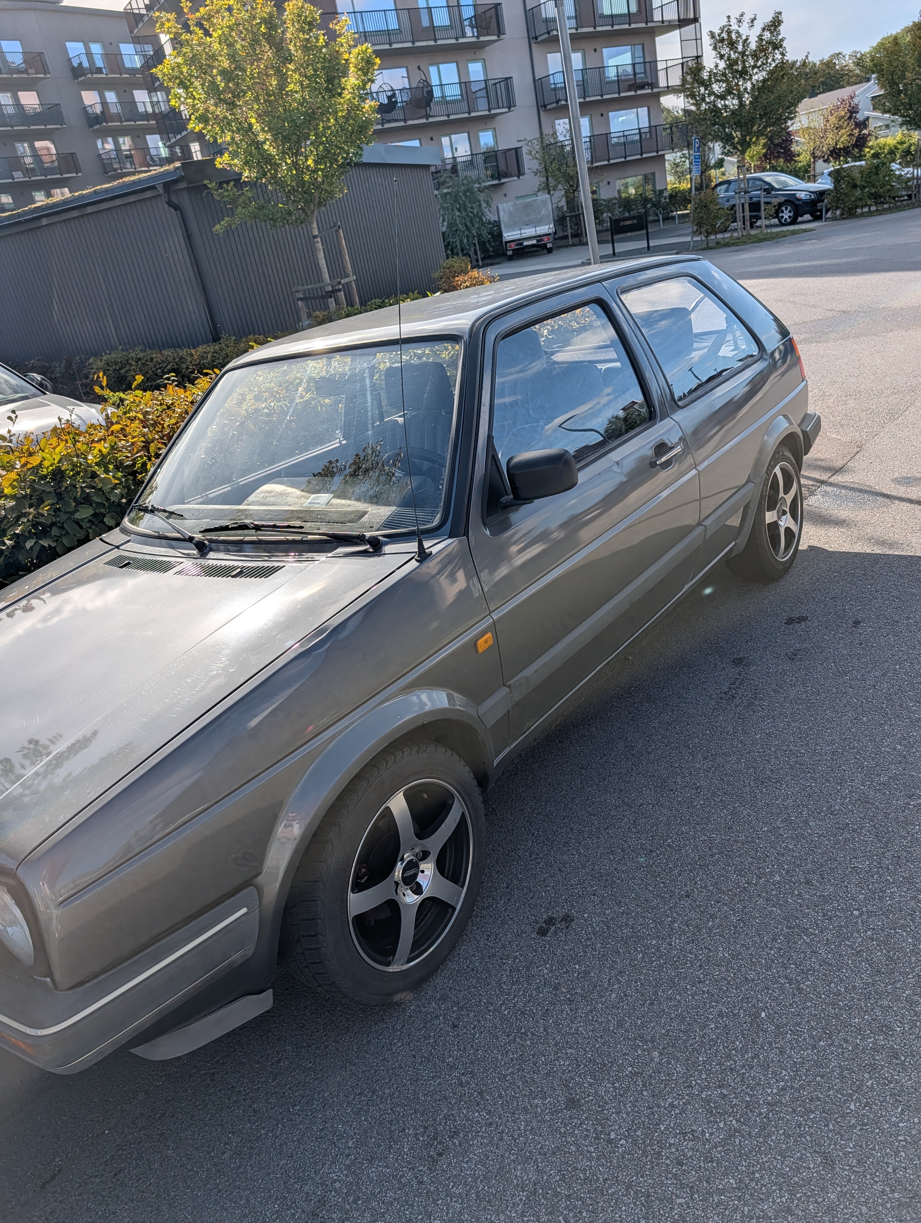 Volkswagen Golf II 3-dörrar 1.8 Manual 1988, bild 2/8