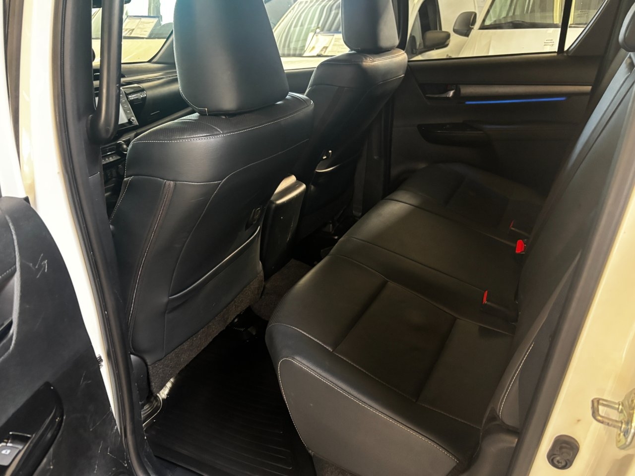 Toyota HiLux 2024, bild 7/9