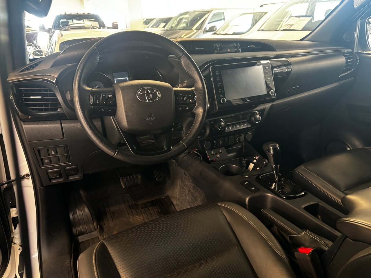 Toyota HiLux 2024, bild 6/9