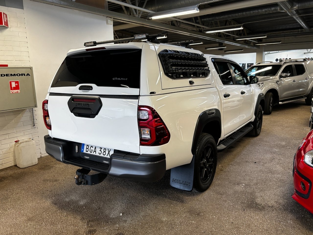 Toyota HiLux 2024, bild 4/9