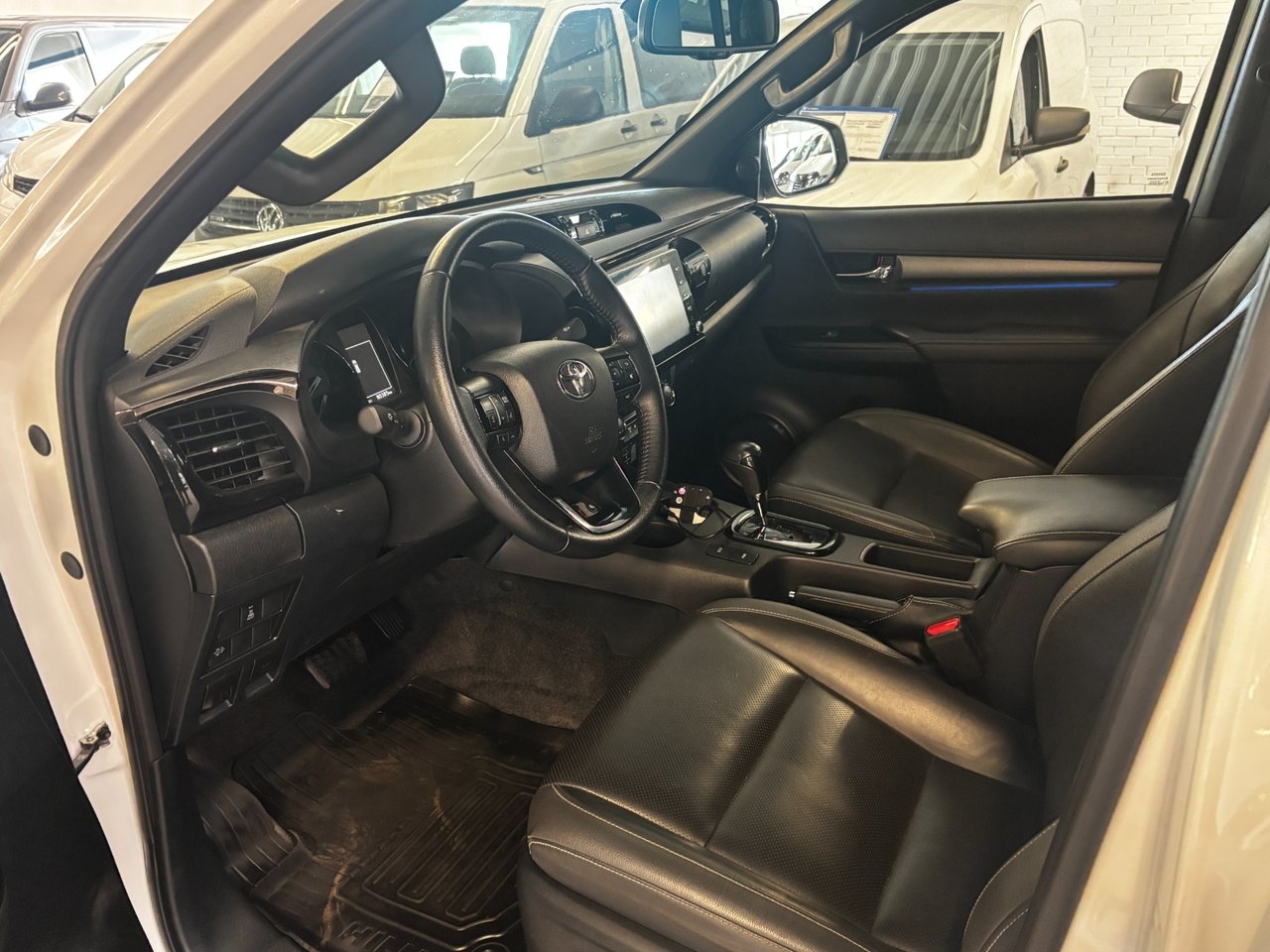 Toyota HiLux 2024, bild 5/9