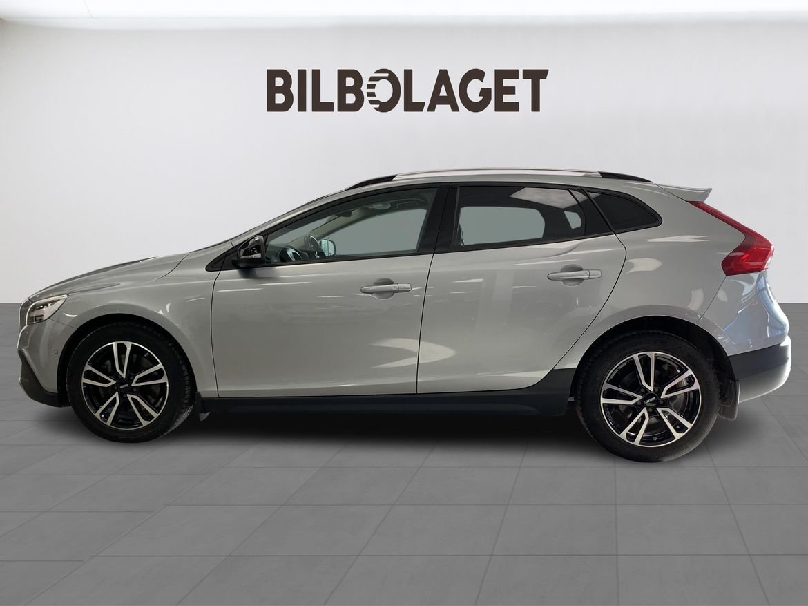 Volvo V40 Cross Country D3 Pro Edition 2019, bild 2/10