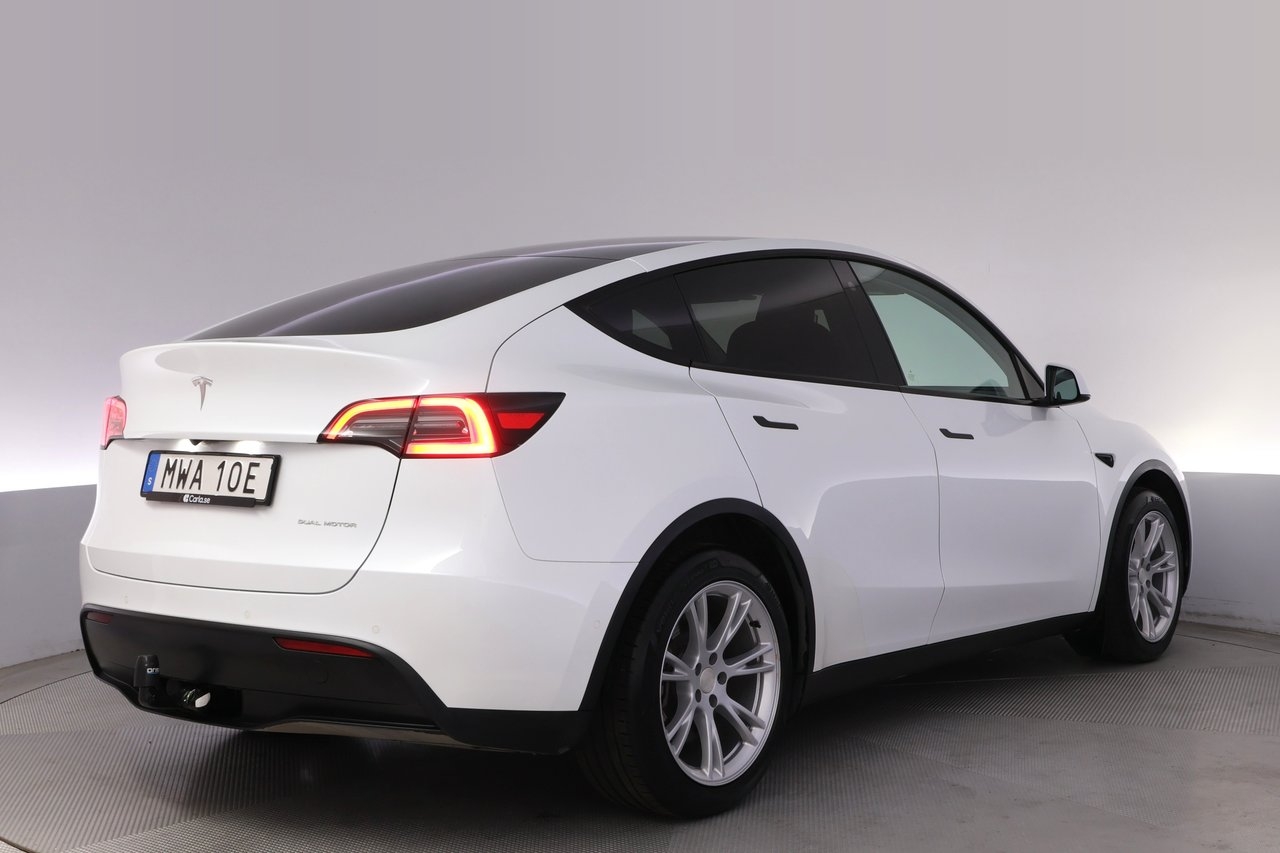 Tesla Model Y Long Range AWD Autopilot 2023, bild 5/10
