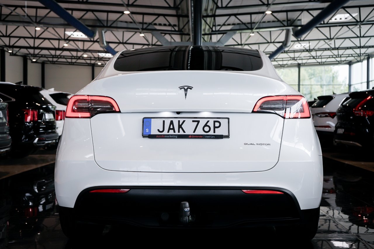 Tesla Model Y Long Range AWD Long Range 2023, photo 7/10