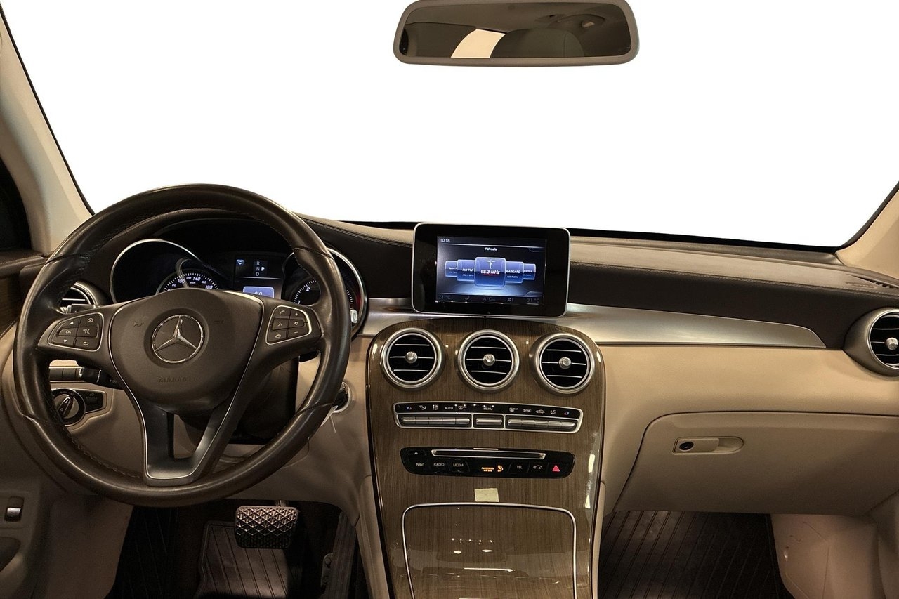Mercedes-Benz GLC 2017, bild 6/18