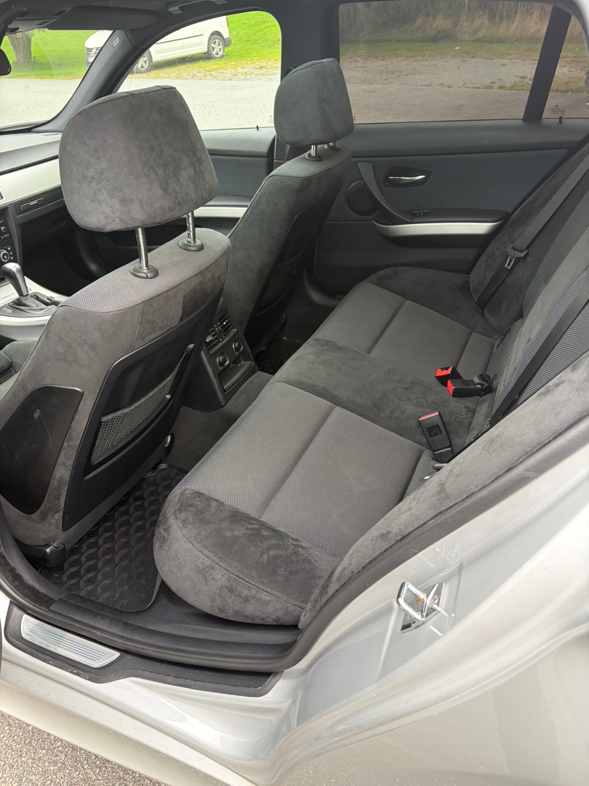 BMW 335 i Touring Steptronic 2007, bild 5/6