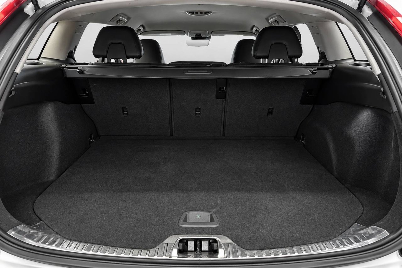 Volvo V60 Cross Country 2018, bild 7/10