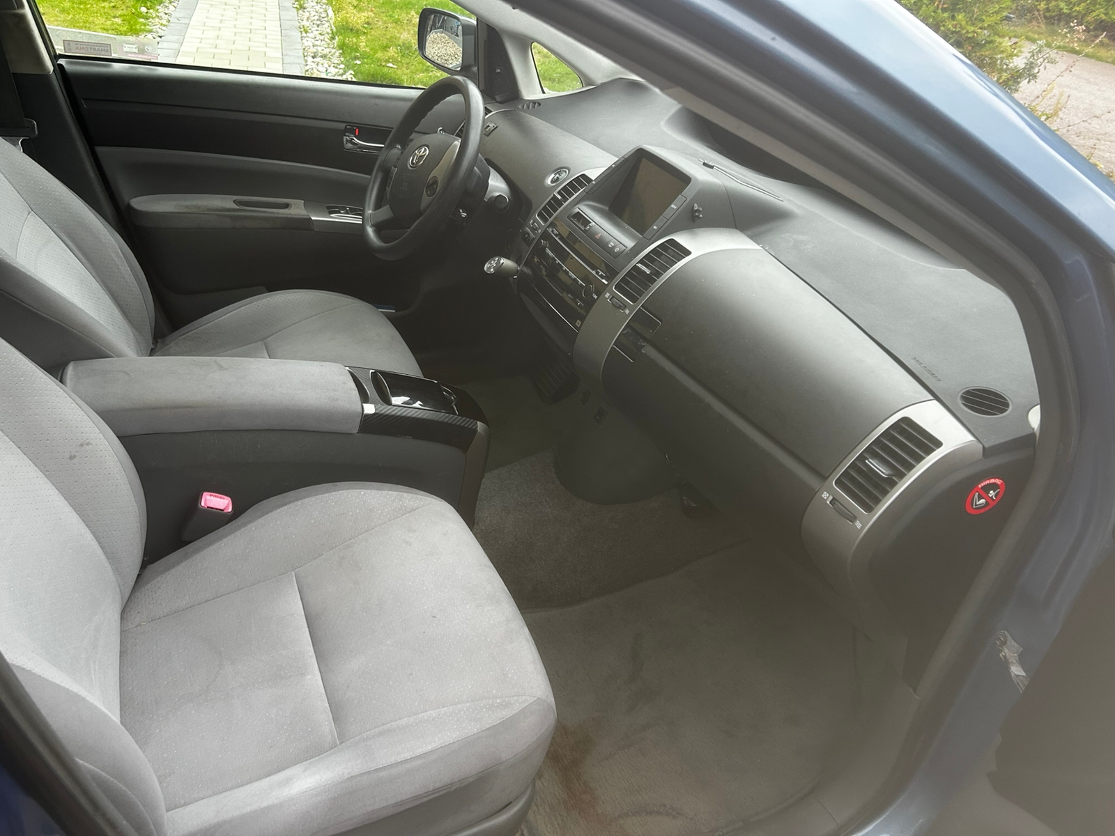Toyota Prius 1.5 VVT-i + 3CM CVT 2004, photo 7/8
