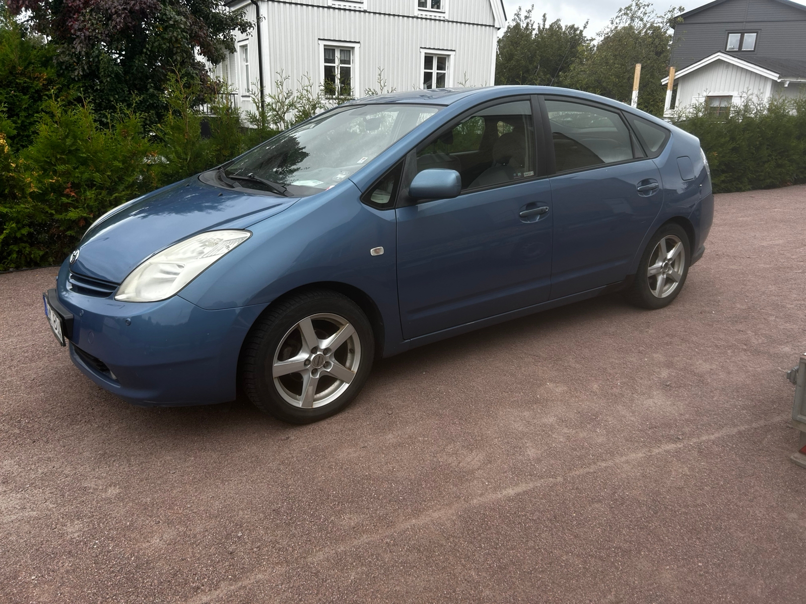 Toyota Prius 1.5 VVT-i + 3CM CVT 2004, photo 5/8