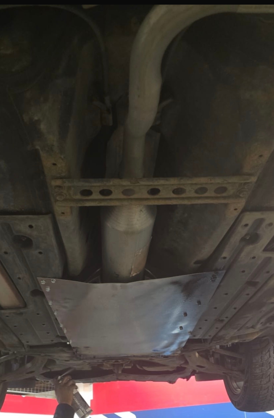 Toyota Prius 1.5 VVT-i + 3CM CVT 2004, photo 2/8