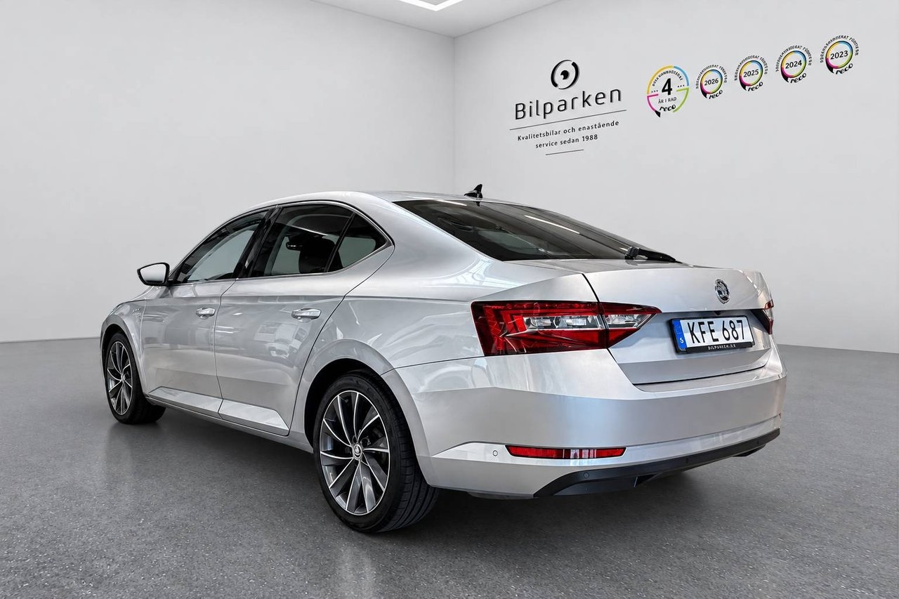 Skoda Superb 2.0 TDI 4x4 SCR L&K 2016, bild 3/10