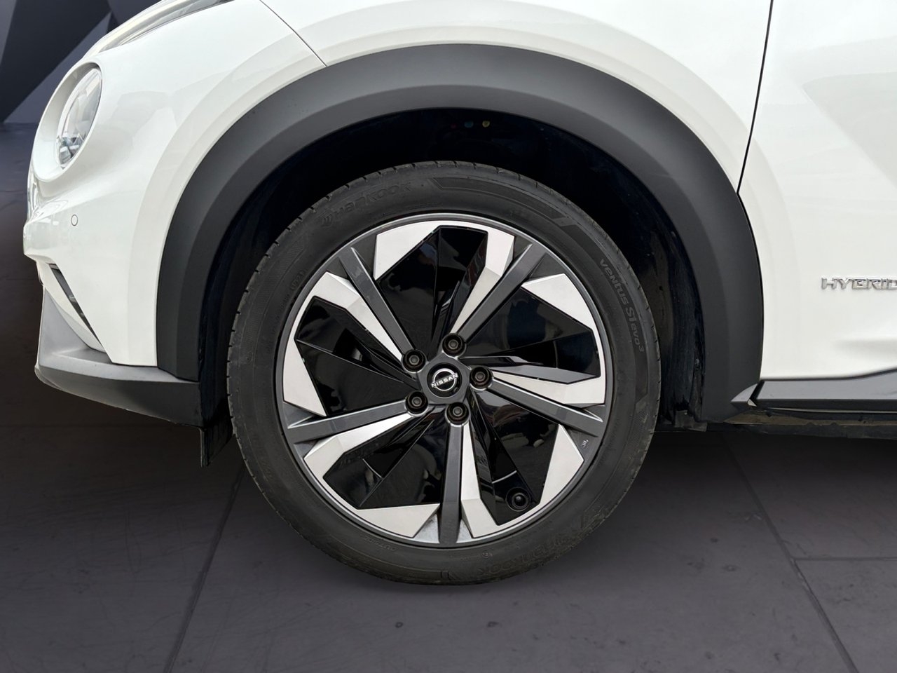 Nissan Juke Hybrid Tekna 2024, photo 7/16