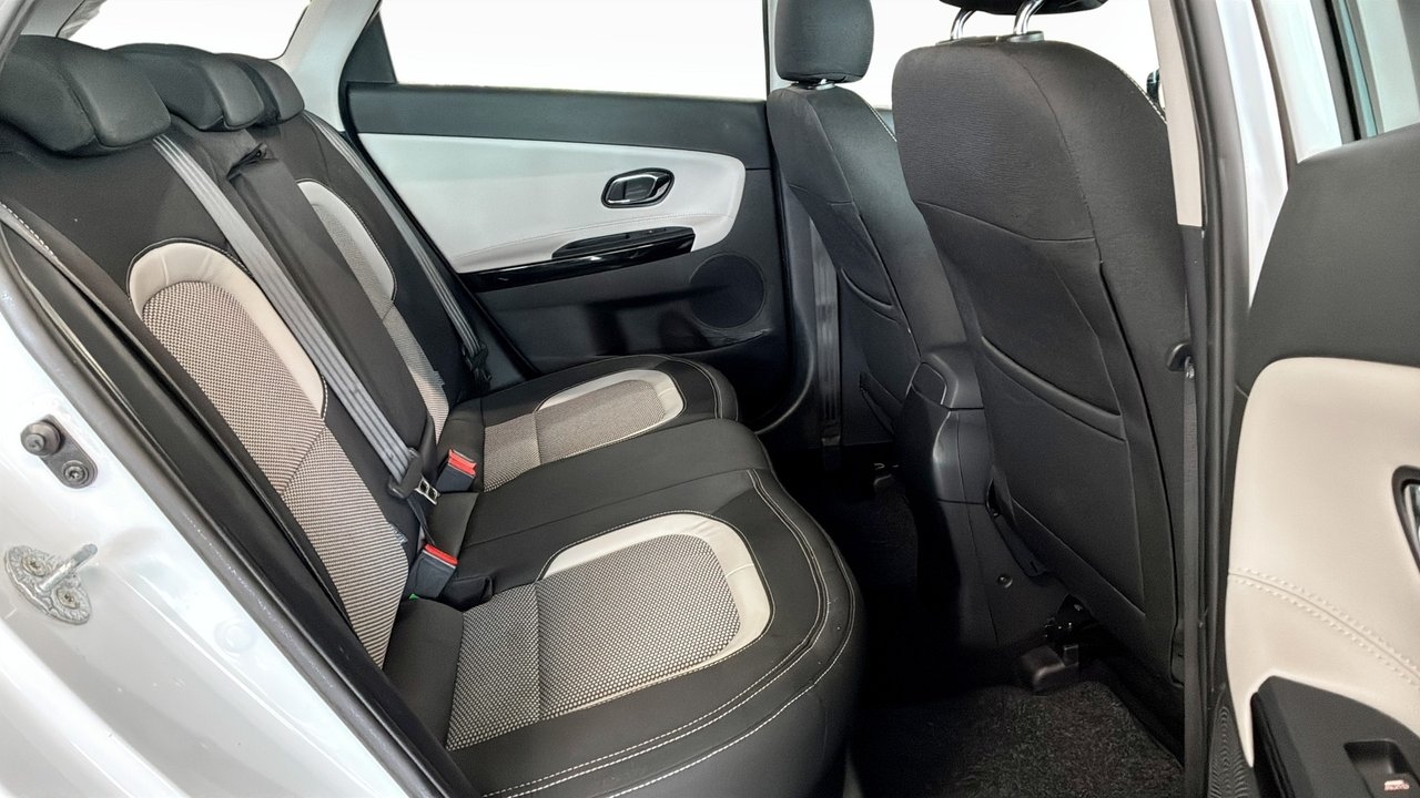 Kia Ceed 2015, photo 5/10