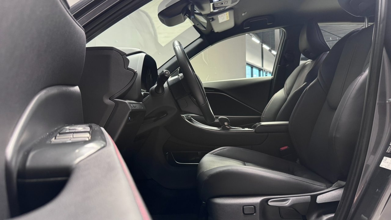 Lexus LBX 2024, bild 7/10