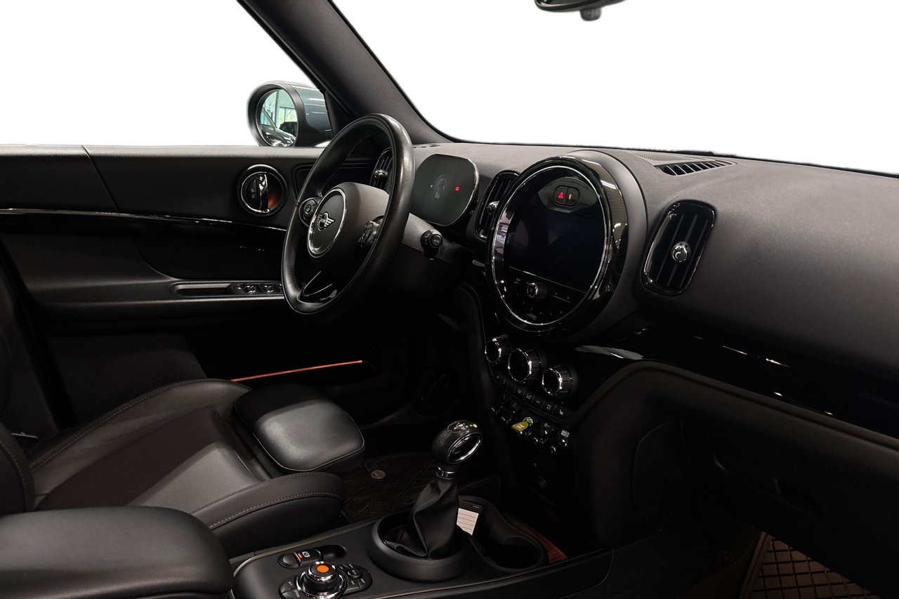 MINI Countryman Cooper SE ALL4 2021, kuva 6/10