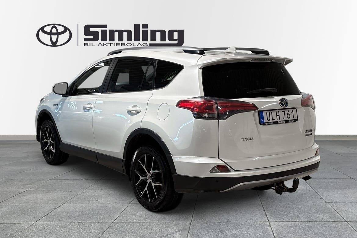 Toyota RAV4 2017, bild 2/10
