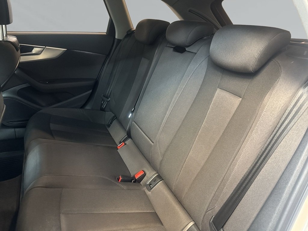 Audi A4 2021, bild 5/9