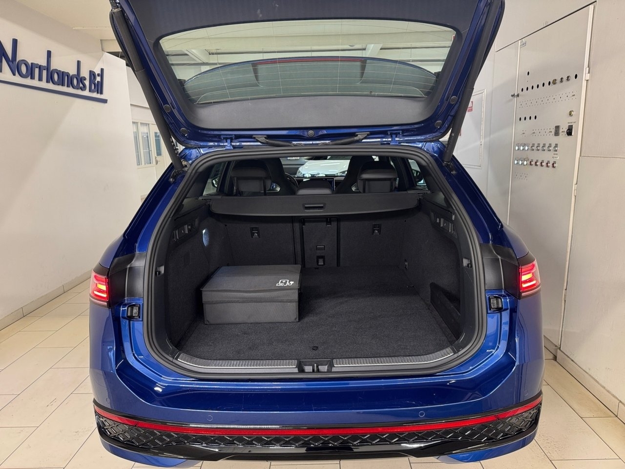 Volkswagen Passat 2024, bild 7/7