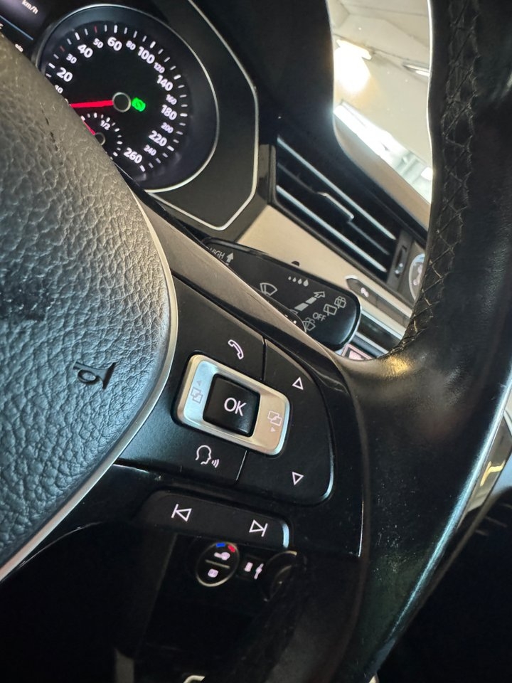 Volkswagen Passat 2017, bild 6/10