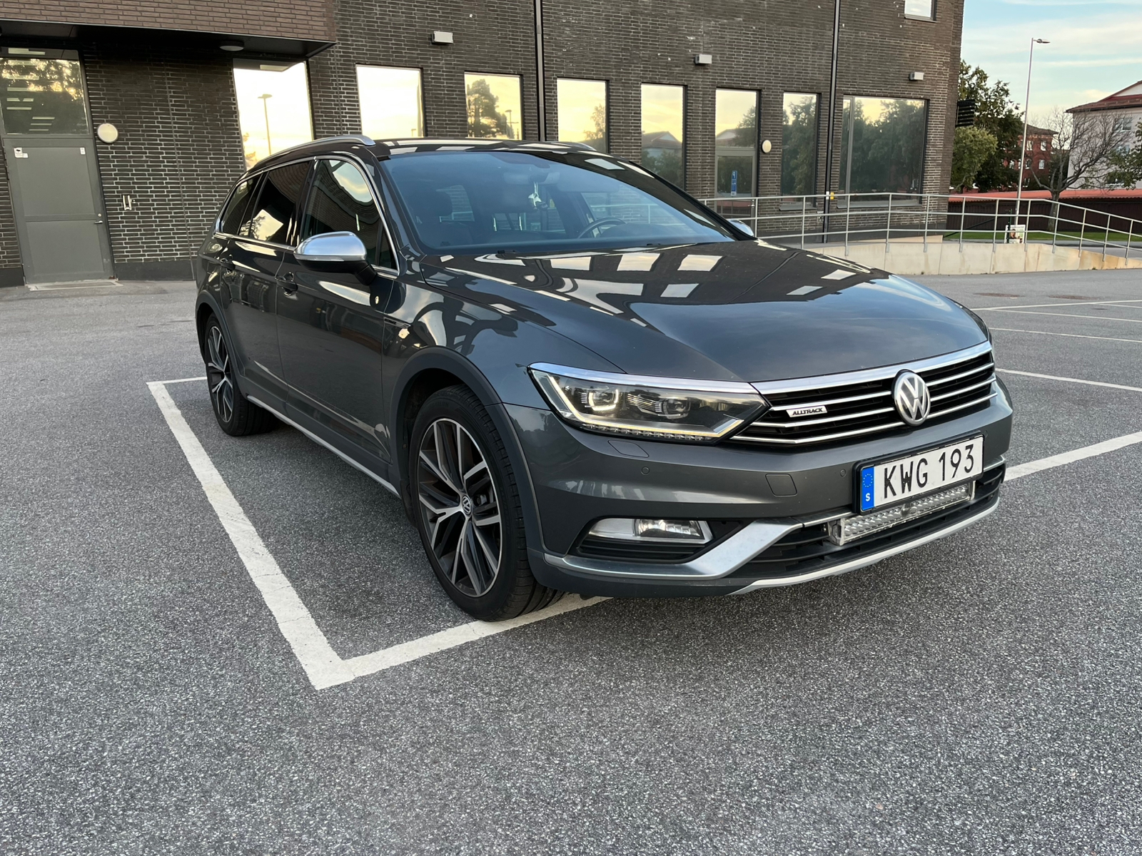Volkswagen Passat 2016, bild 2/10