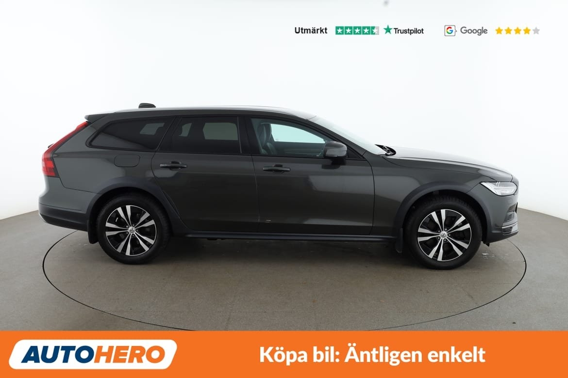 Volvo V90 Cross Country 2021, kuva 7/10